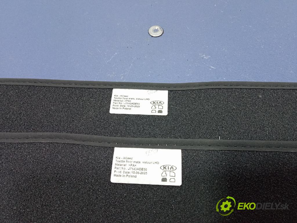 Kia Xceed 2025 koberec do auta J7143ADE50