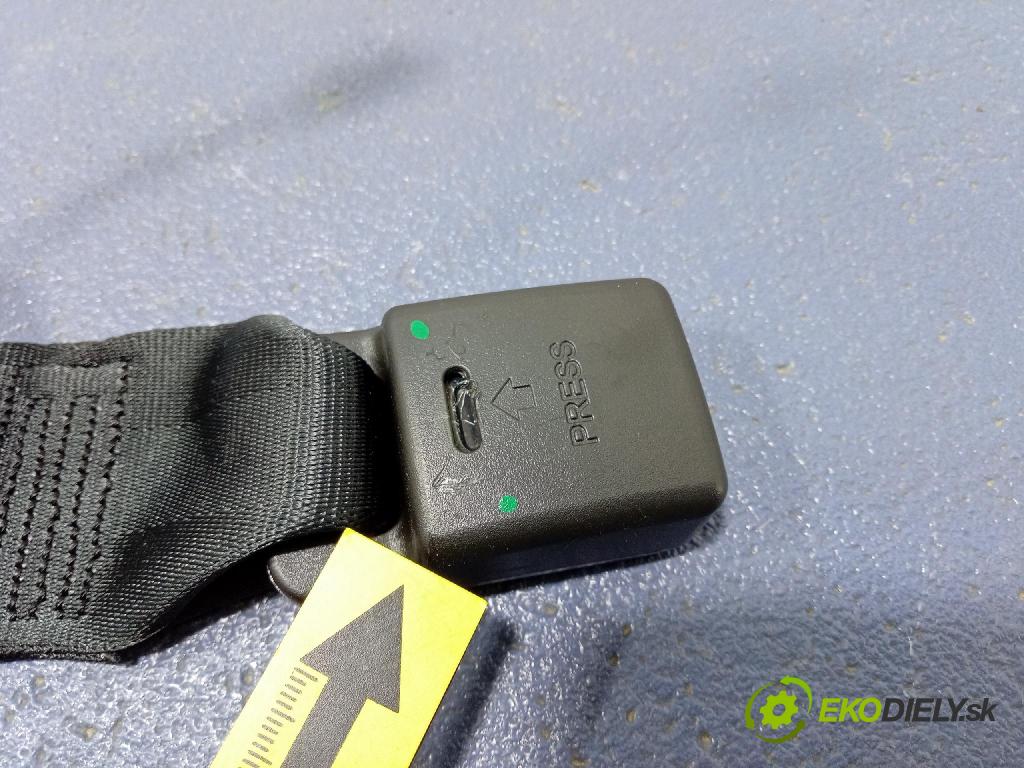 Kia Xceed 2025 Pásy: Bezpečnosť: x 89840J7000WK