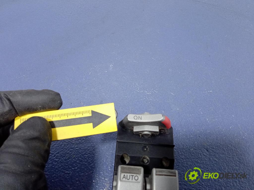 Honda Fr-v 2002 prepínač Okná: 