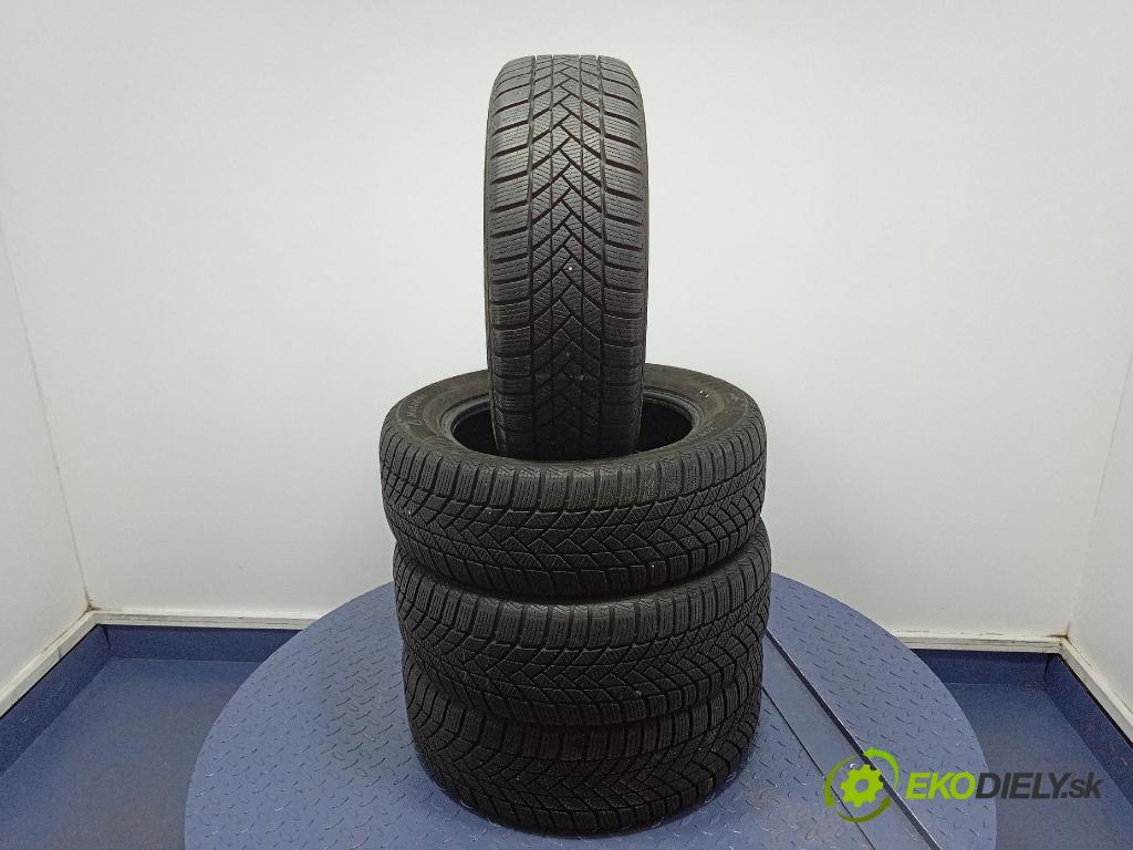 Audi A3 2007 pneumatiky: Zima 4050496002398