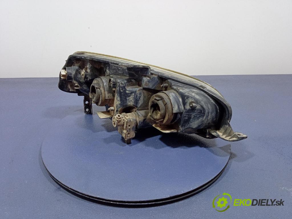 Honda Fr-v 2002 Reflektor: Vľavo: STANLEY R7651L