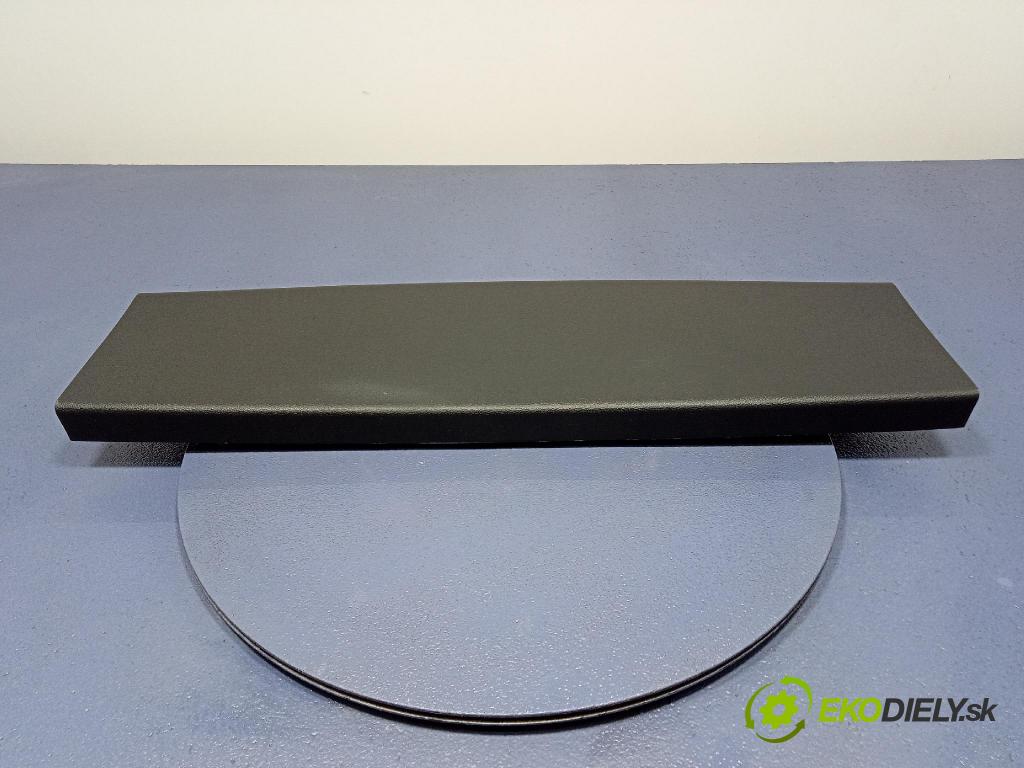 Kia Xceed 2025 kryt Plast: Interiéry: 81761J7800