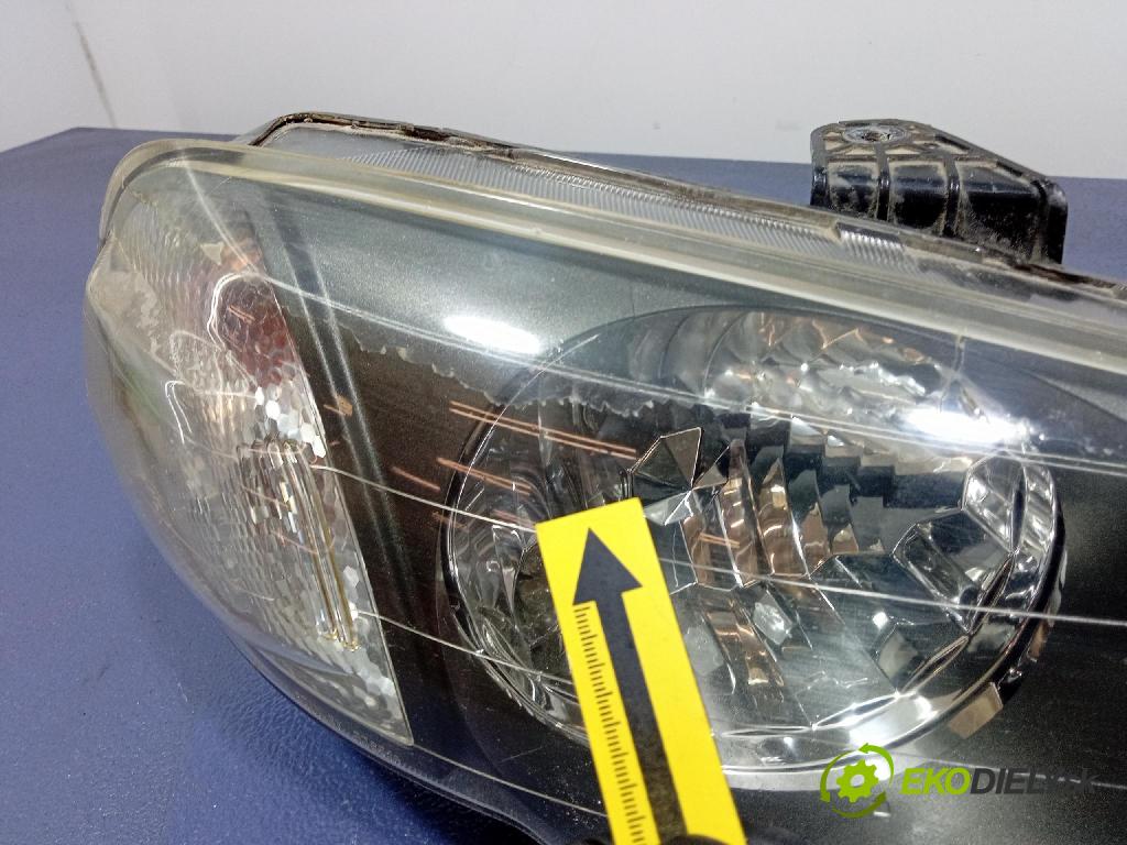 Honda Fr-v 2002 Reflektor: v pravo: STANLEY R7651R