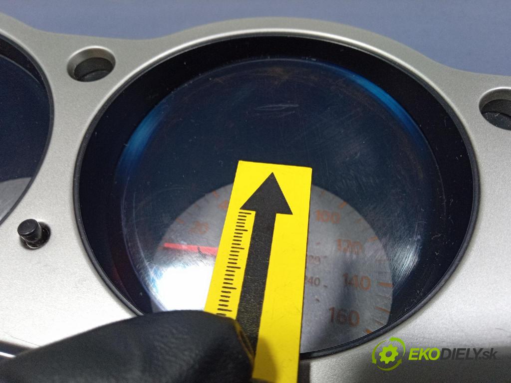 Nissan Maxima 2005 prístrojovka/ budíky