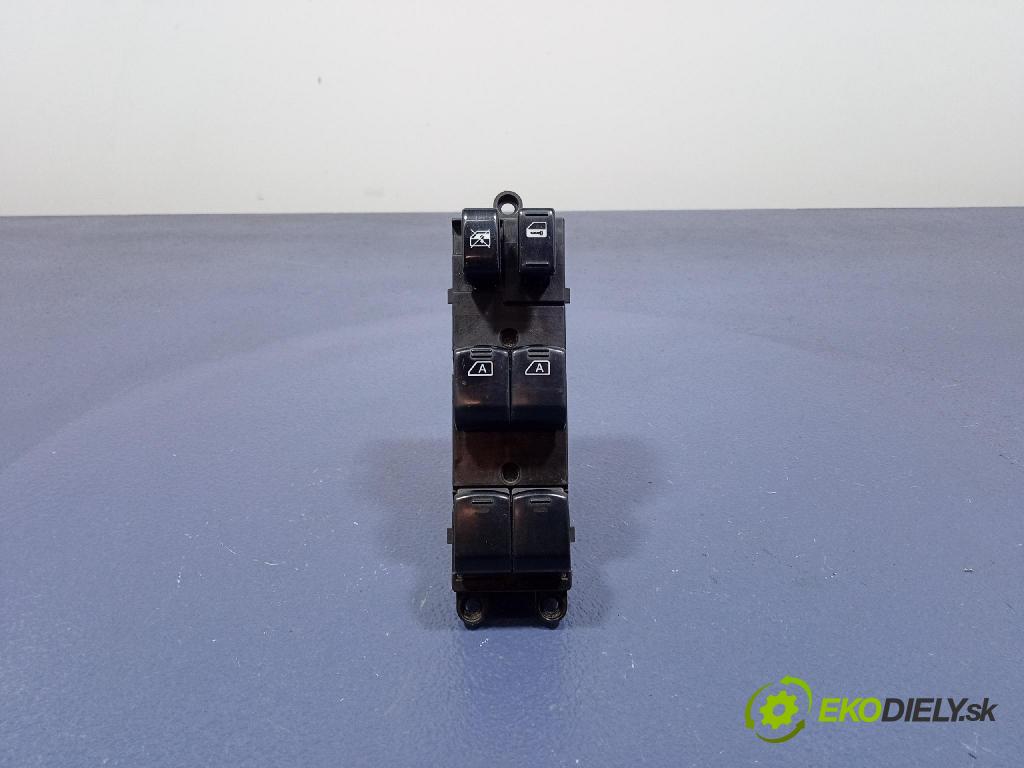 Nissan Maxima 2005 prepínač Okná: