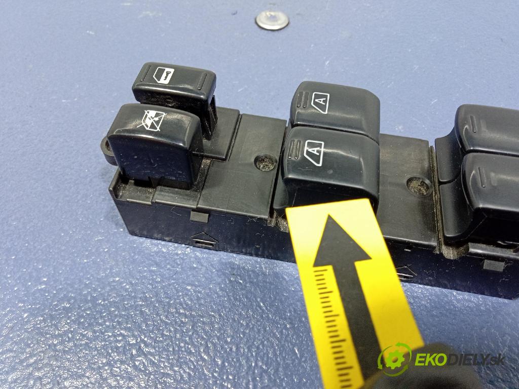 Nissan Maxima 2005 prepínač Okná: