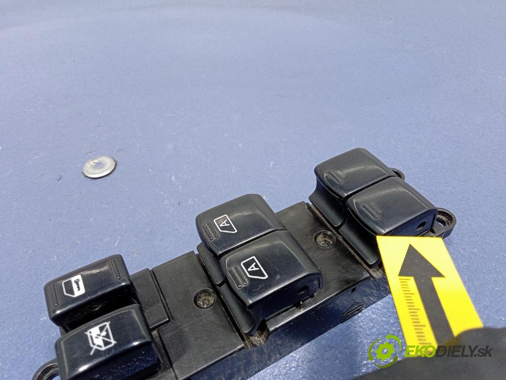 Nissan Maxima 2005 prepínač Okná: 