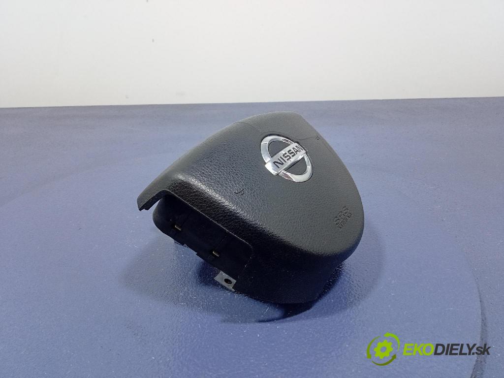 Nissan Maxima 2005 Airbag: Řidiči: x