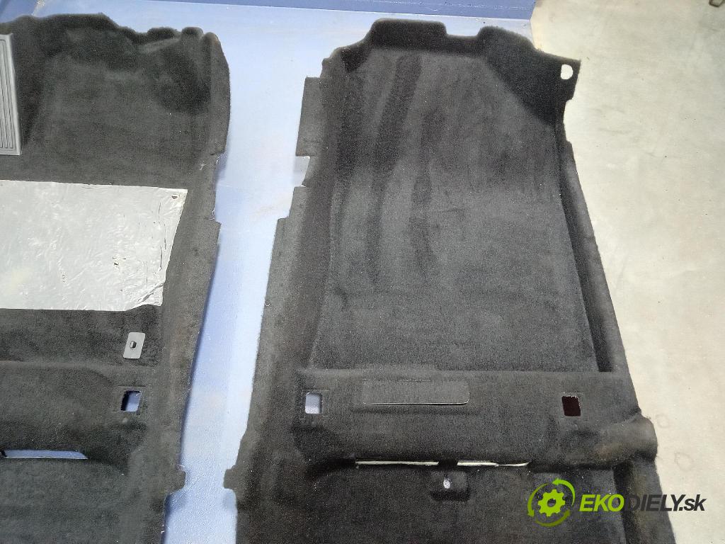 Kia Xceed 2025 koberec do auta 84260J7150