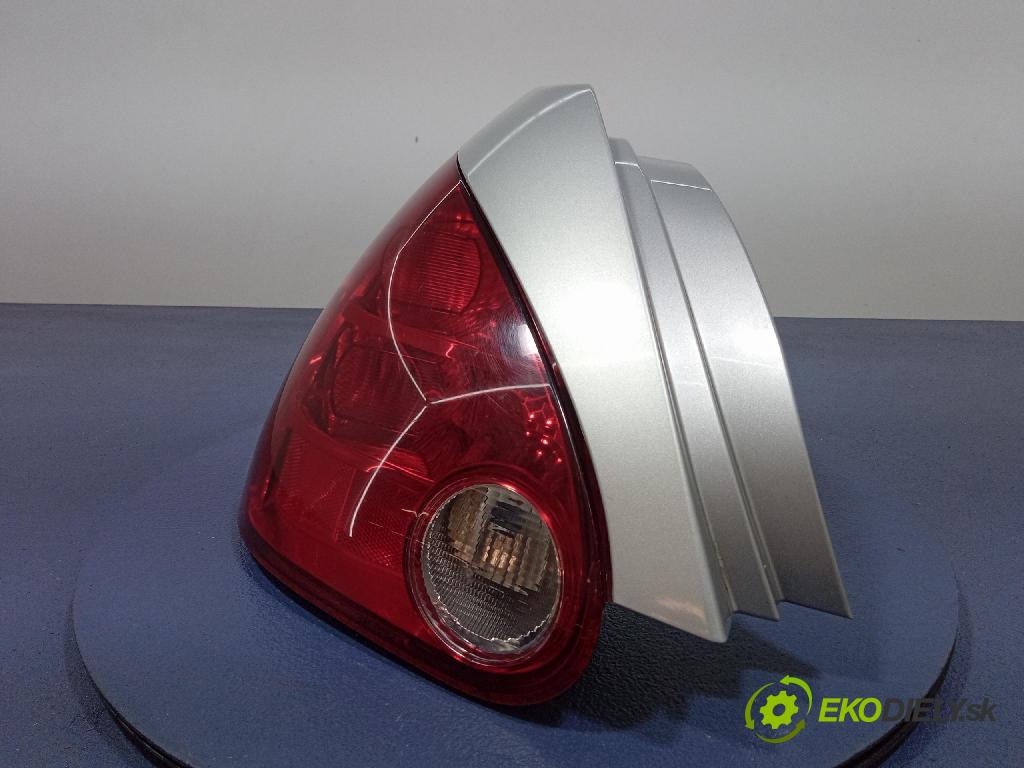 Nissan Maxima 2005 svetlo / reflektor zad ľavá Vonkajsia: 949600