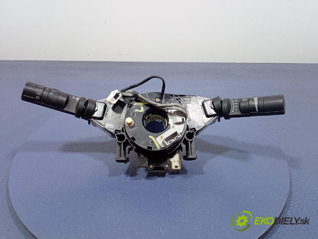 Nissan Maxima 2005 prepínač Komplex: