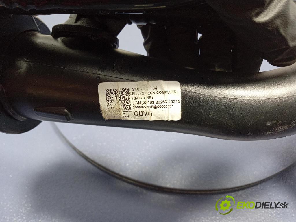 Kia Xceed 2025 Nalievacie hrdlo: paliva