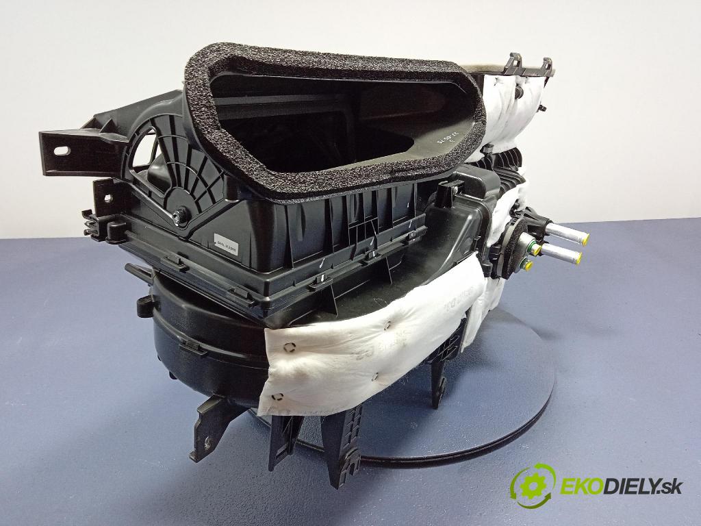 Kia Xceed 2025 radiator 97200-J7020