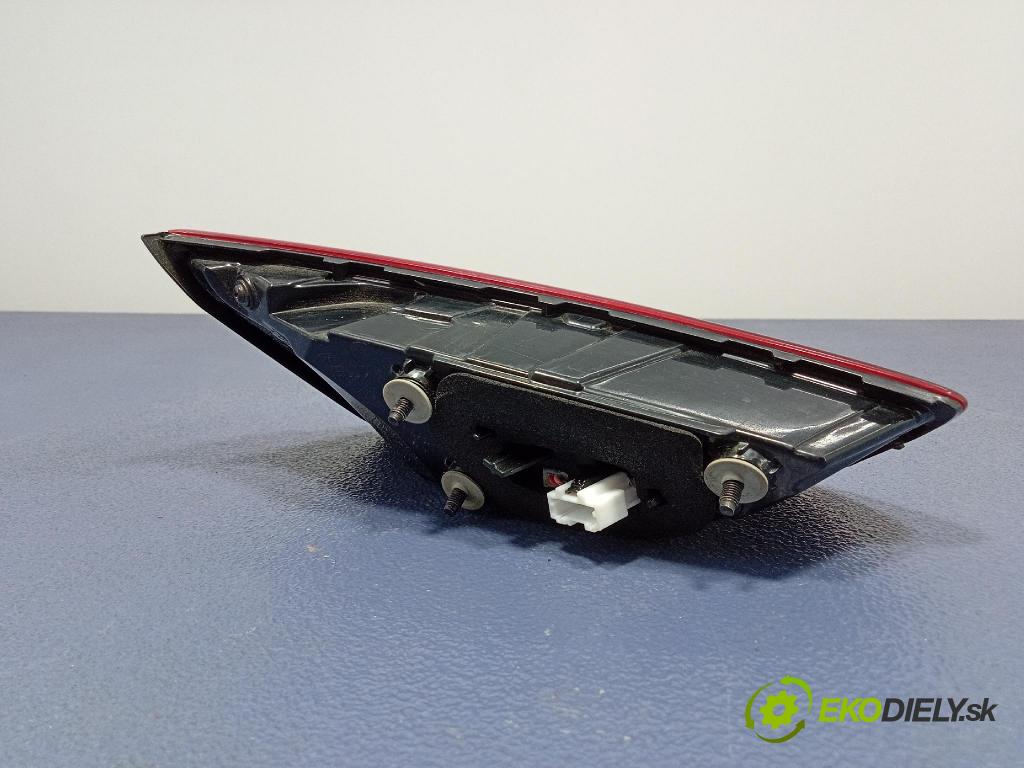 Kia Xceed 2025 svetlo / reflektor zad Prava: Vnútri: J7924-34210