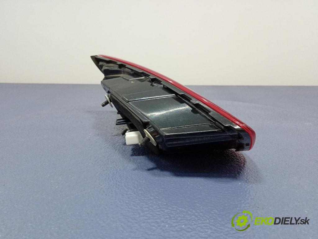 Kia Xceed 2025 svetlo / reflektor zad Prava: Vnútri: J7924-34210