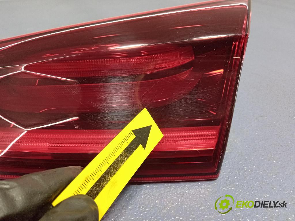 Kia Xceed 2025 svetlo / reflektor zad Prava: Vnútri: J7924-34210