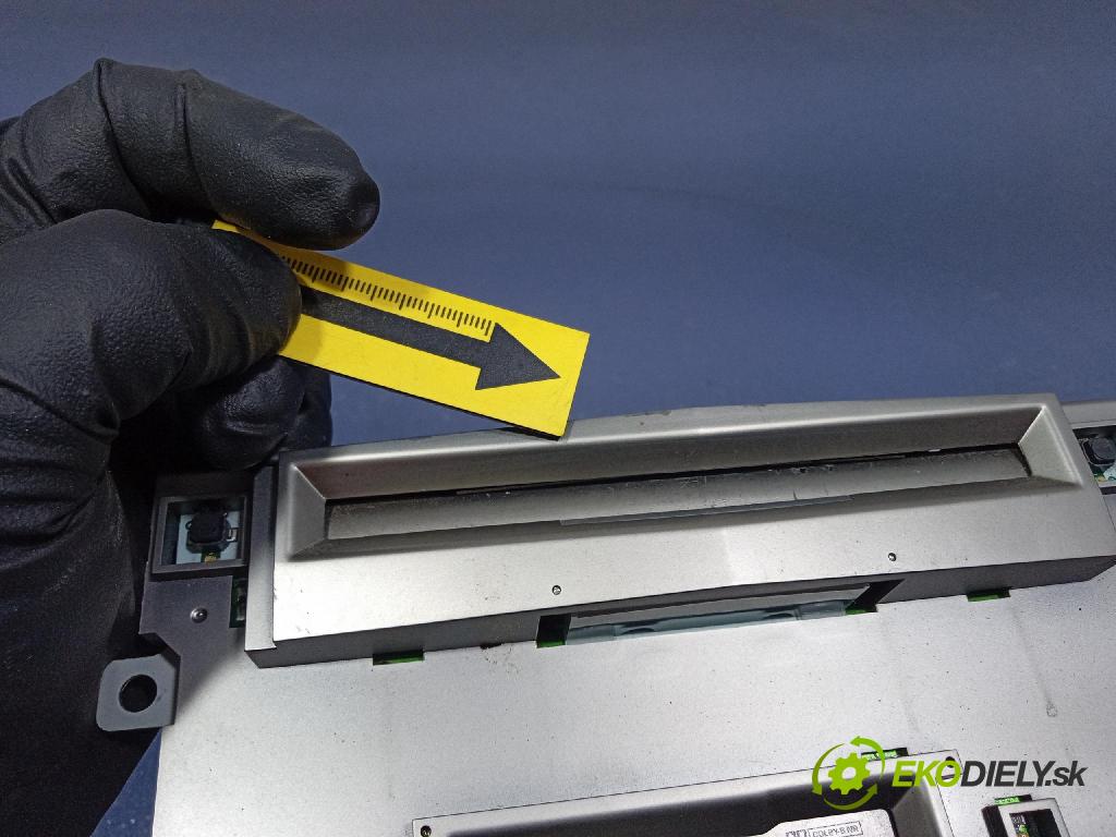 Nissan Maxima 2005 Radio I Navigácia: 28188ZA31A