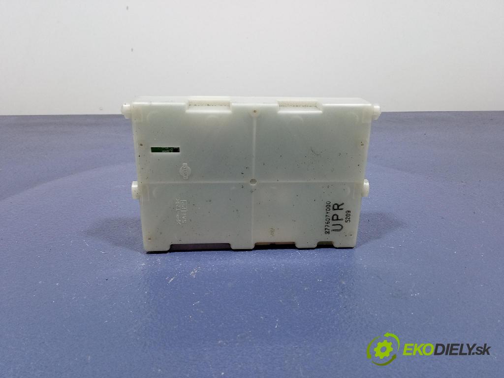 Nissan Maxima 2005 riadiaca jednotka 277607Y000