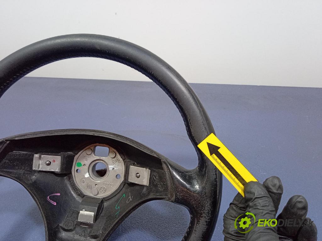 Audi A6 1998 volant 4B0419091E