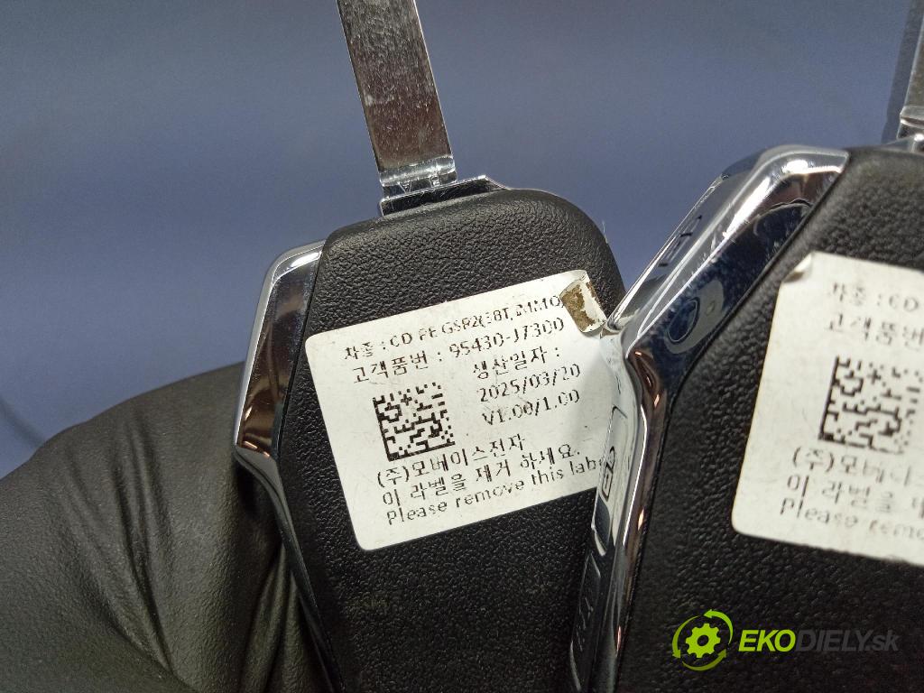 Kia Xceed 2025 Spínač zapaľovania: 95430-J73C0