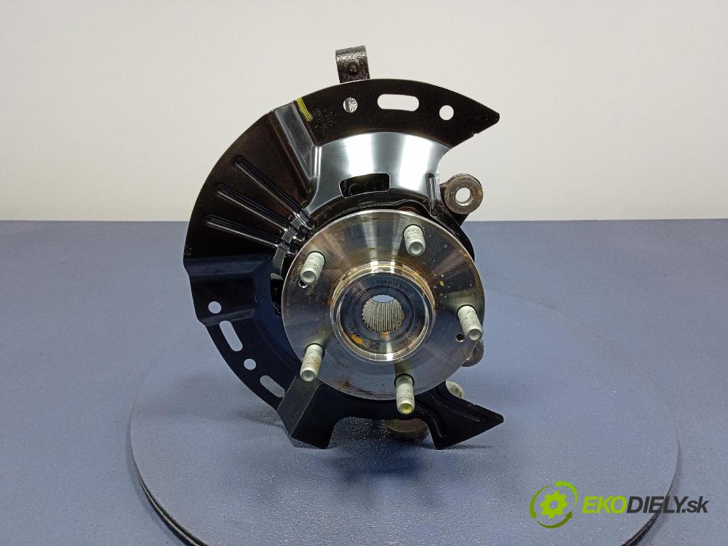 Kia Xceed 2025 náboj Prava: 51701J7BA0