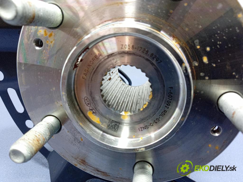 Kia Xceed 2025 náboj Prava: 51701J7BA0