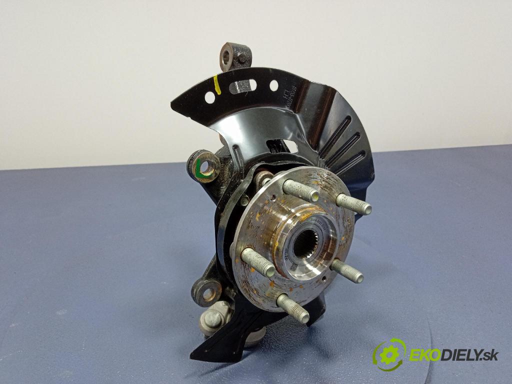 Kia Xceed 2025 náboj levá 51700J7BA0