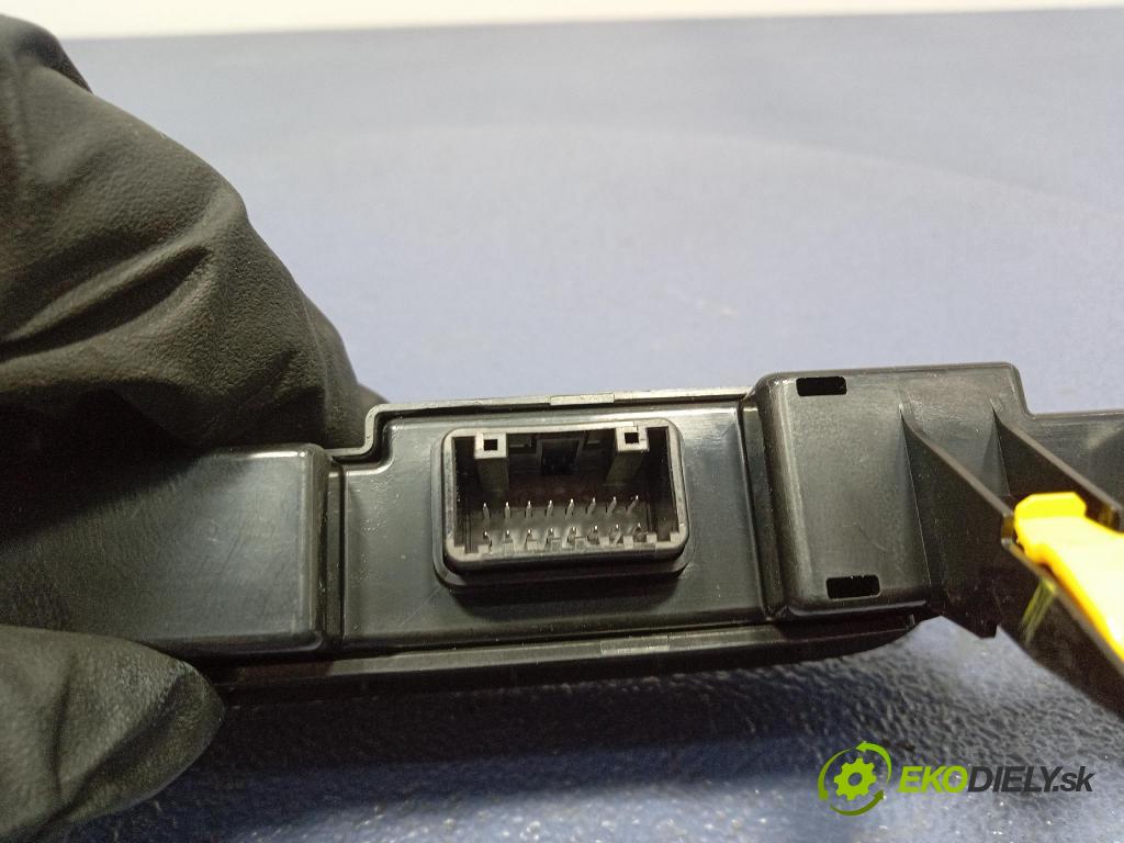 Kia Xceed 2025 prepínač svetiel NÚDZA: 41W360-1110