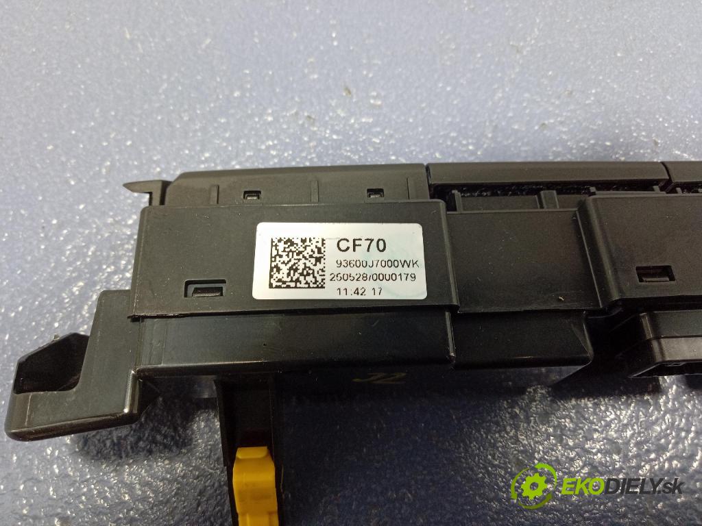 Kia Xceed 2025 prepínač svetiel NÚDZA: 41W360-1110