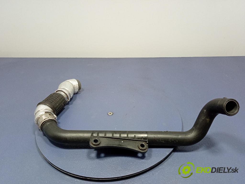 Kia Xceed 2025 rúrka Vzduch: 28282-08000