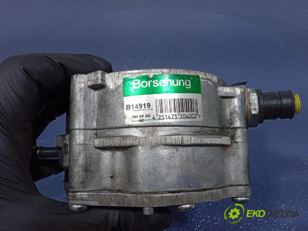 Seat Altea 2004 čerpadlo vákuová 038145209Q