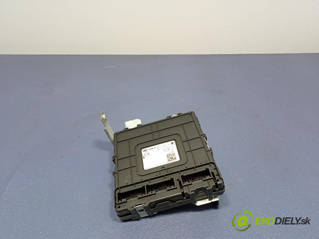 Kia Xceed 2025 riadiaca jednotka Komfortu 954B0-J7040