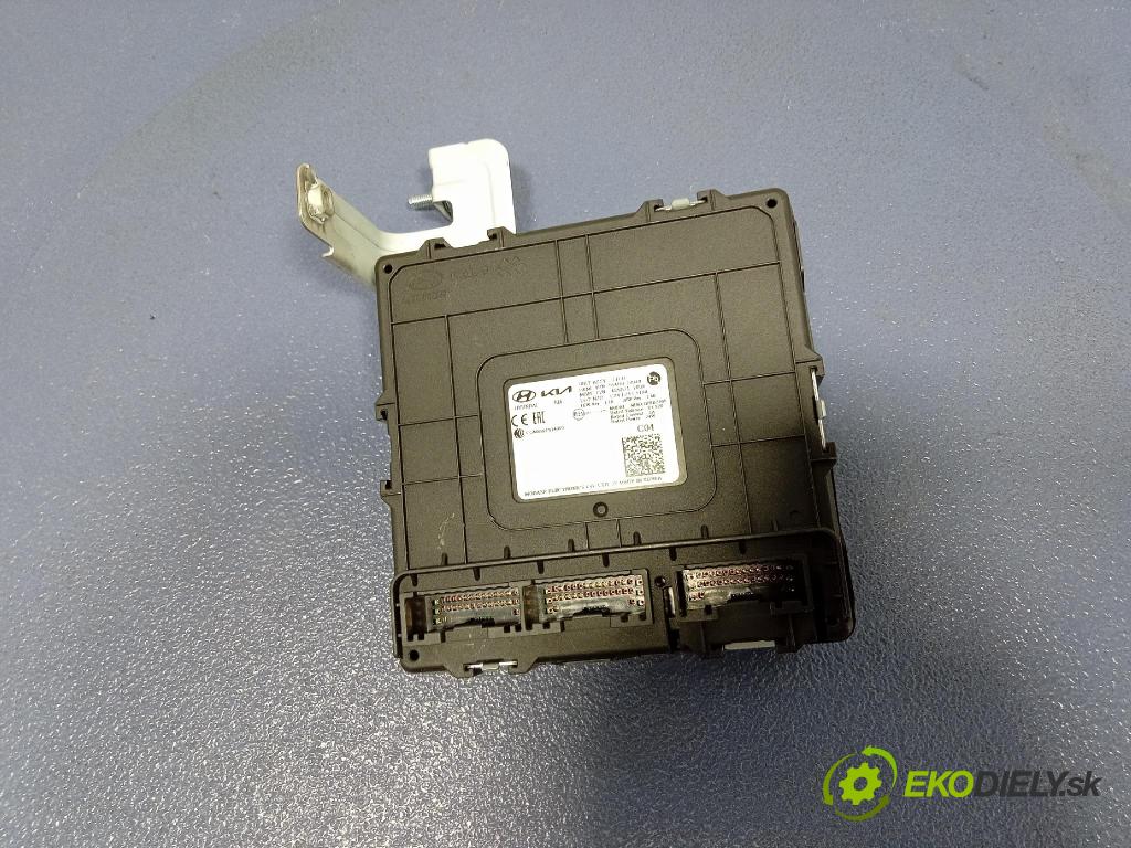 Kia Xceed 2025 riadiaca jednotka Komfortu 954B0-J7040