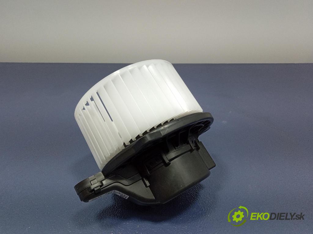 Kia Xceed 2025 ventilátor Vzduch: EB1D1NXJAA