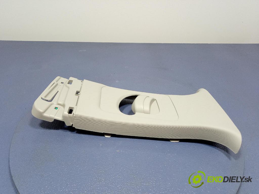 Kia Xceed 2025 kryt Plast: Interiéry: 85840-J7000ED