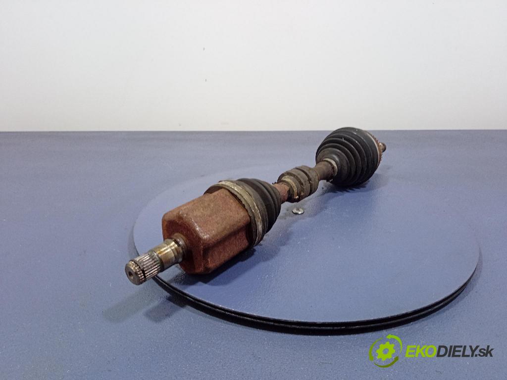 Nissan Maxima 2005 poloos ľavá Predné