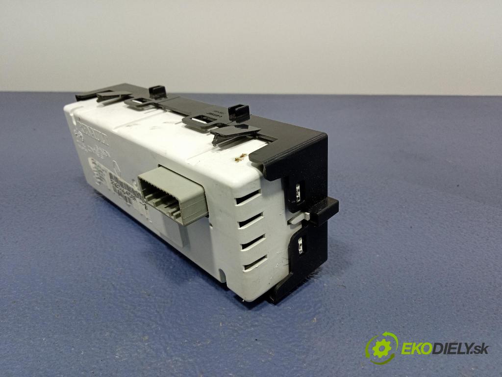 Renault Megane 2013 Zobrazit: Rádio: / GPS 280346458R