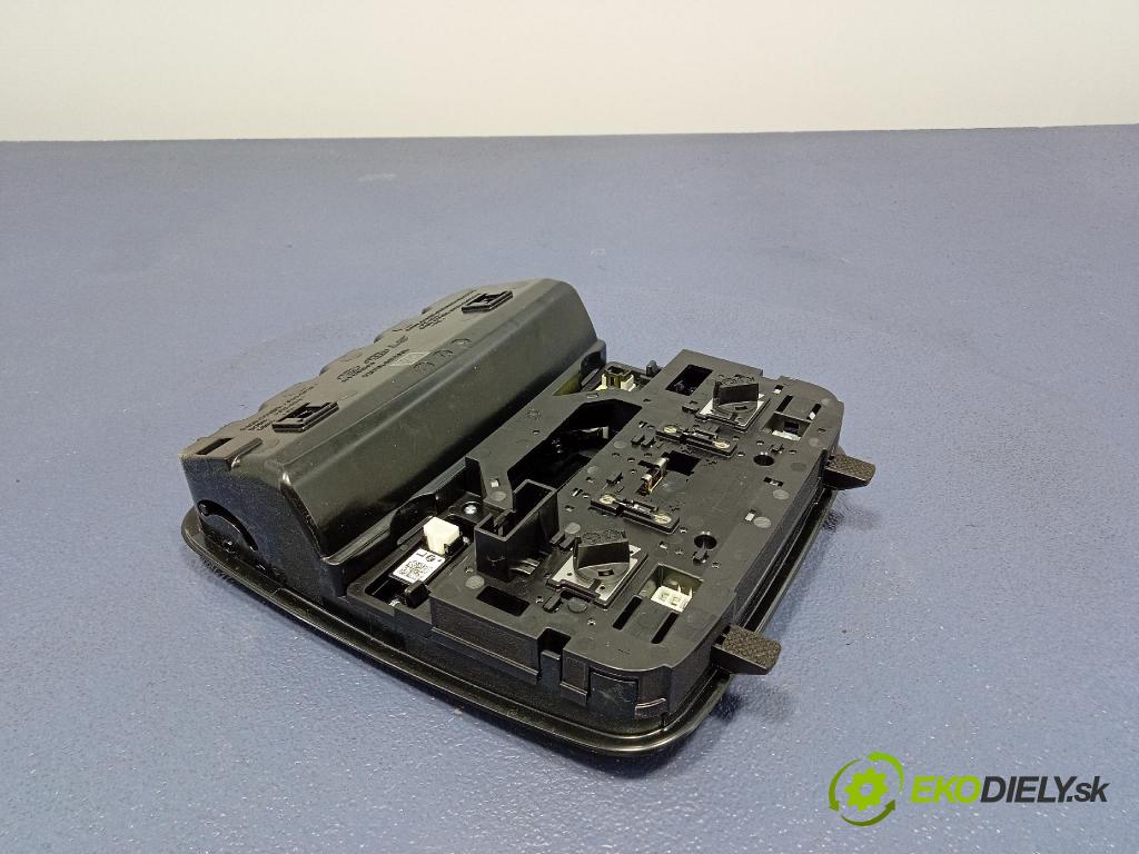 Kia Xceed 2025 Svietidlá: Vnútri: 928XXM6XXX