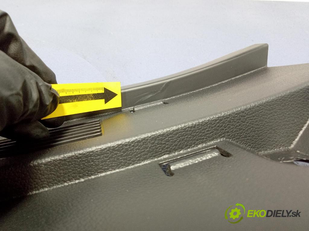 Kia Xceed 2025 lišta kufra: 85771-J7700