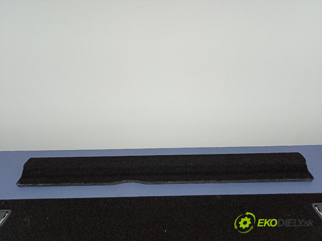 Kia Xceed 2025 koberec do auta 85720-J7700WK