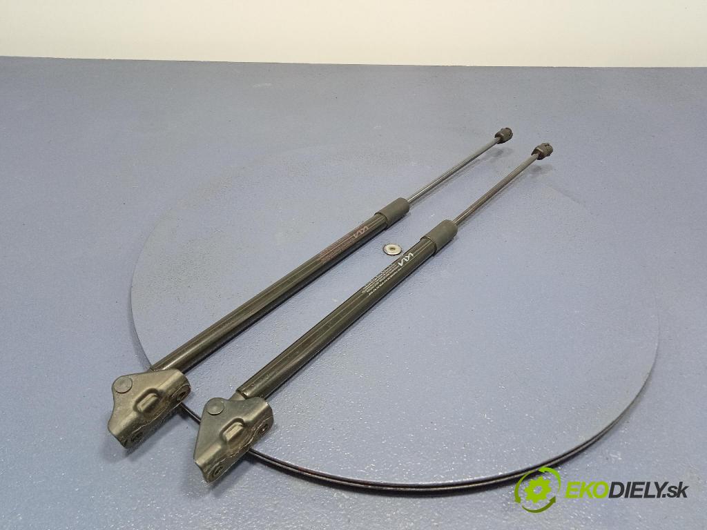 Kia Xceed 2025 Teleskop: Zadná: Klapky: 81840-R2000