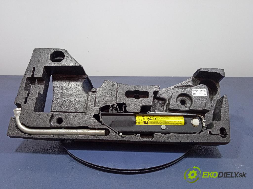 Vw Passat 2007 Kulisa radenia 3C5012115D