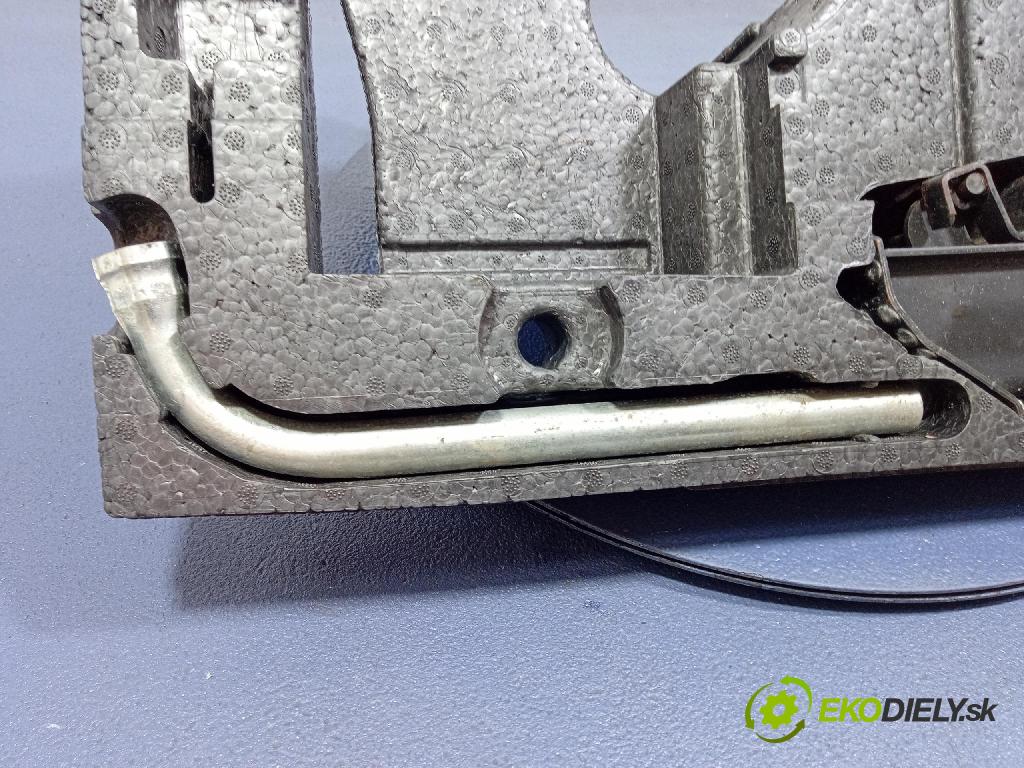 Vw Passat 2007 zvedák 3C5012115D