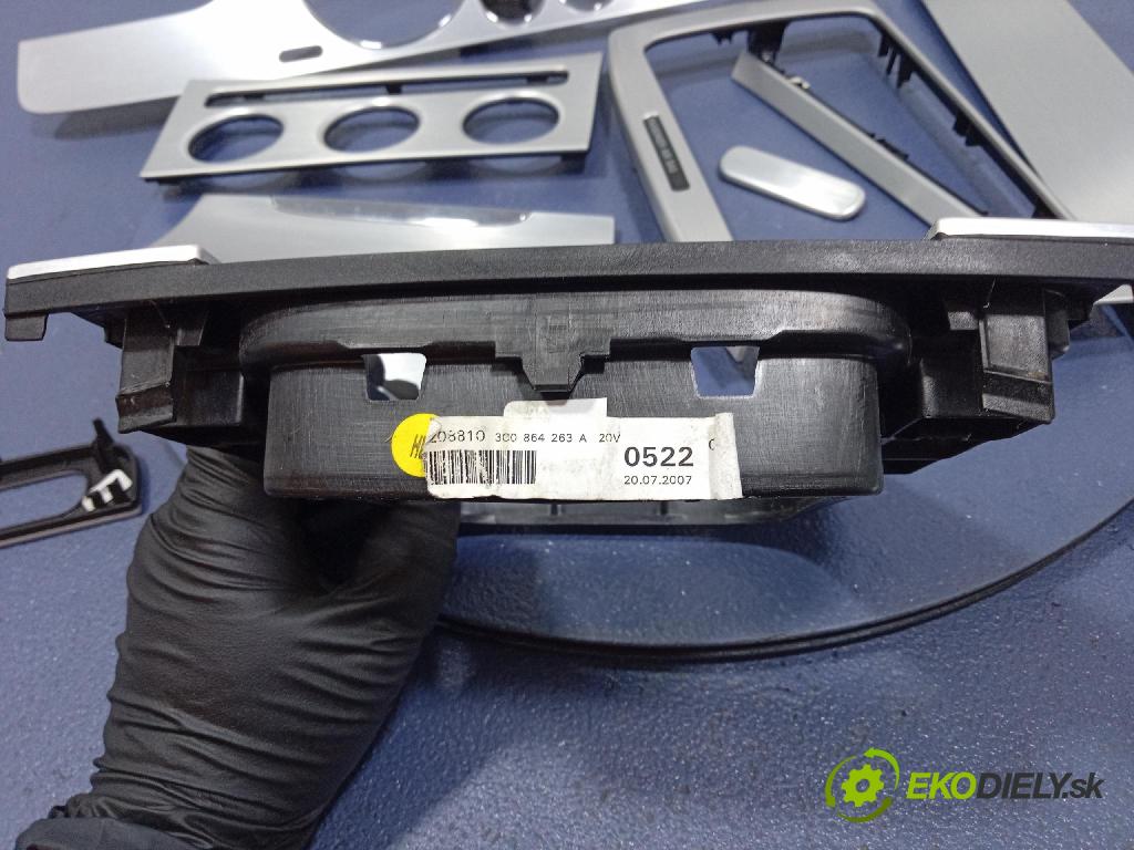 Vw Passat 2007 lišta Dekoratívne: Vnútri: 3C1857212