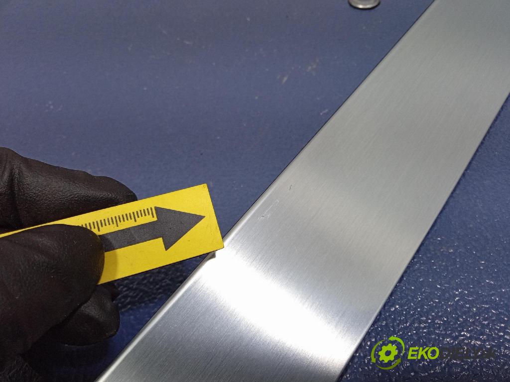 Vw Passat 2007 lišta Dekoratívne: Vnútri: 3C1857212