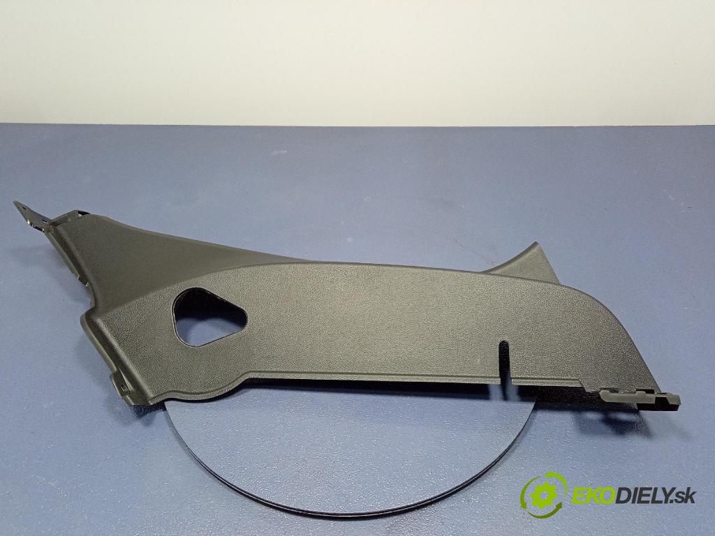 Kia Xceed 2025 lišta Dekoratívne: 85896J7700WK