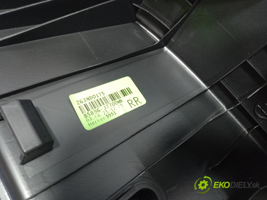 Kia Xceed 2025 lišta Dekoratívní: 85896J7700WK