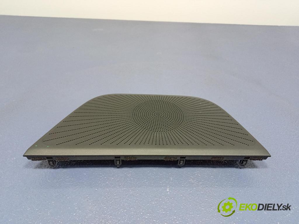 Kia Xceed 2025 kryt Plast: Interiéry: 84715J7AA0