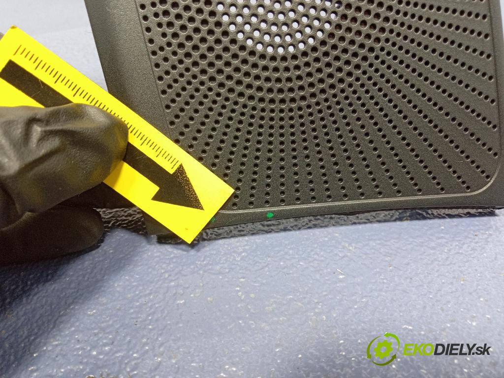 Kia Xceed 2025 kryt Plast: Interiéry: 84725J7AB0