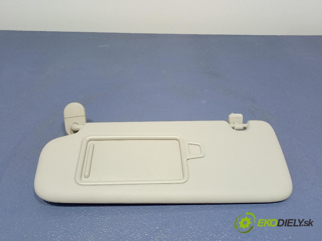 Kia Xceed 2025 kryt slnečná clona